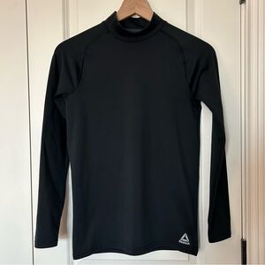 Boys XL Reebok Mock Turtleneck Base Layer Black Light fleece lining. Sleeve wear